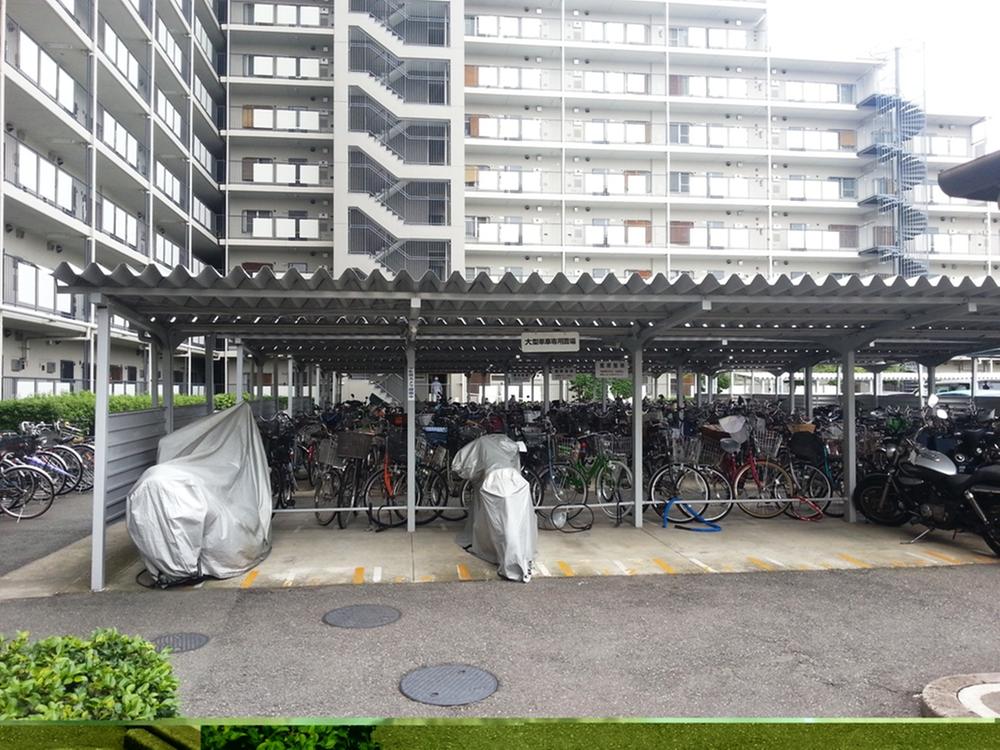 Other common areas. Place for storing bicycles
