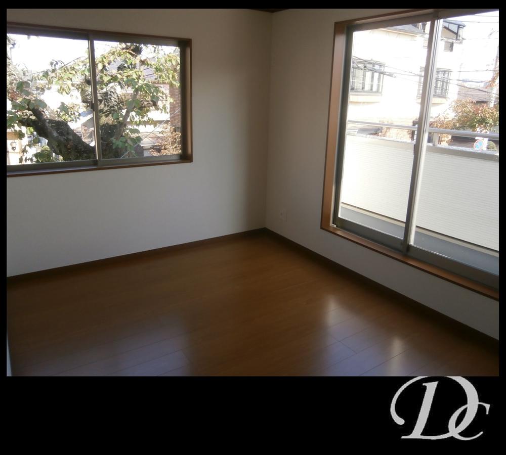 Non-living room. Building 2 room