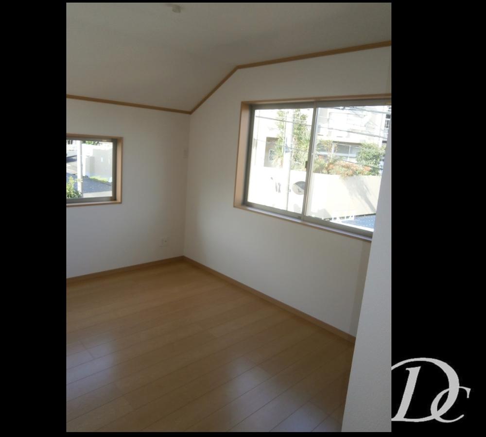 Non-living room. 1 Building room