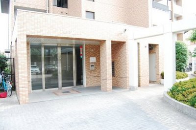Building appearance. Sale is a luxurious entrance, such as the apartment.