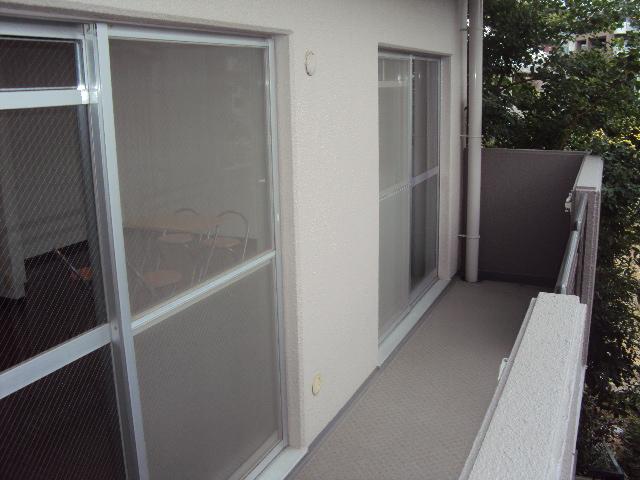 Balcony. ■ Spacious balcony green is also a lot calm down view ■