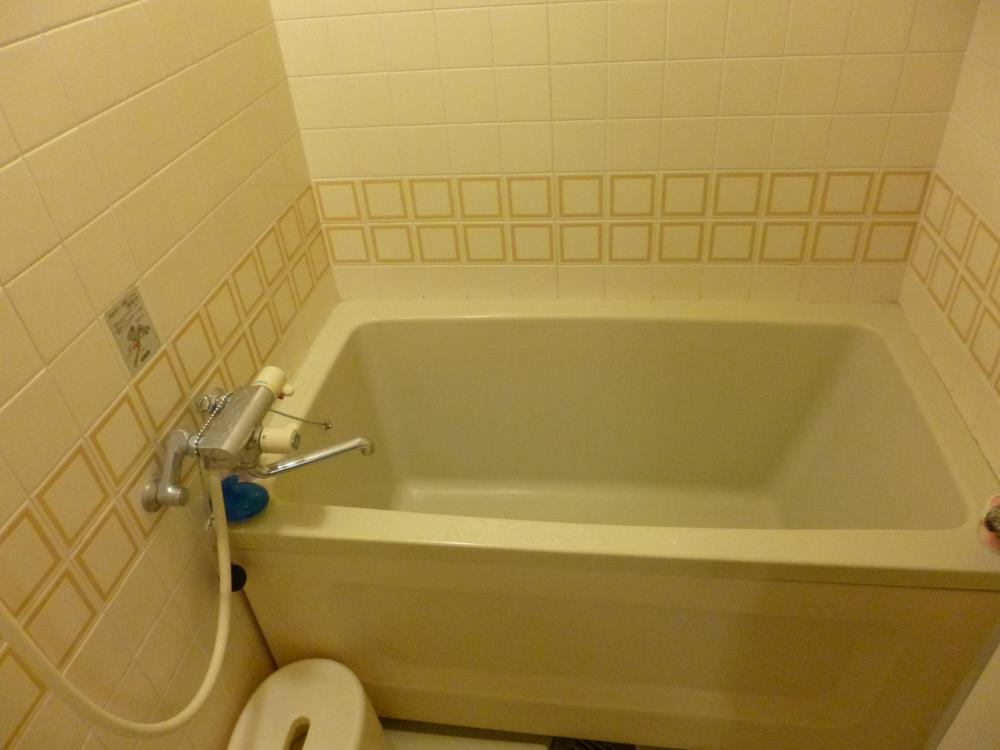 Bathroom. Room (August 2013) Shooting