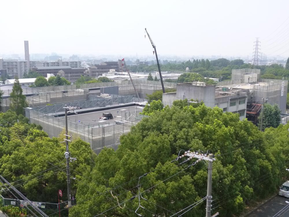 Primary school. Toyonaka Municipal Terauchi to elementary school 462m