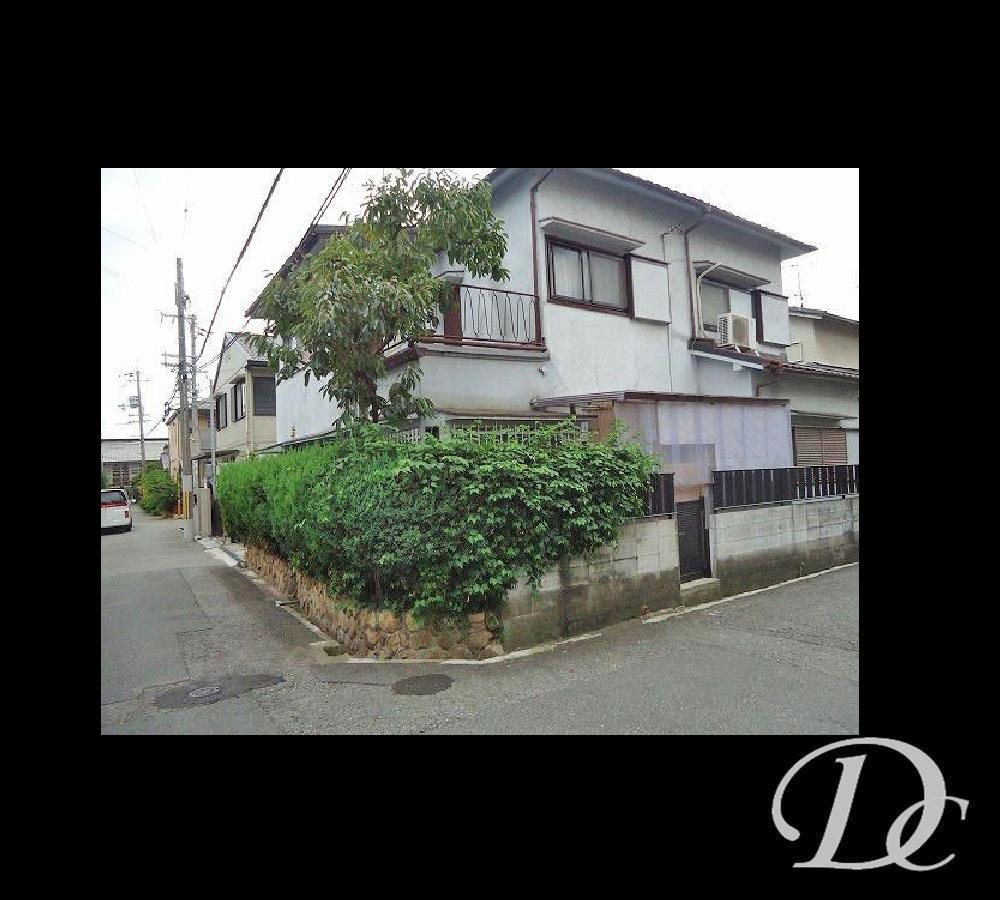 Local appearance photo. Northeast corner lot! Site area more than 44 square meters!