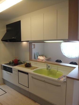 Kitchen. Indoor (July 2013) Shooting