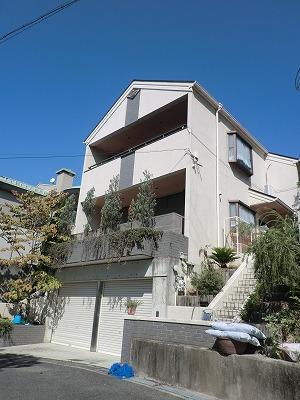 Local appearance photo. Local (10 May 2013) Shooting