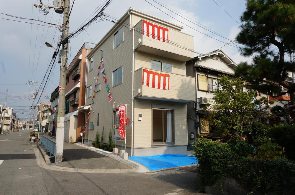 Local appearance photo. As it has ingenuity to realize numerous live! ! Patented original construction method