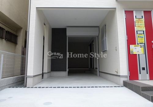 Parking lot. Garage that following the hobby room (5.5 quire)