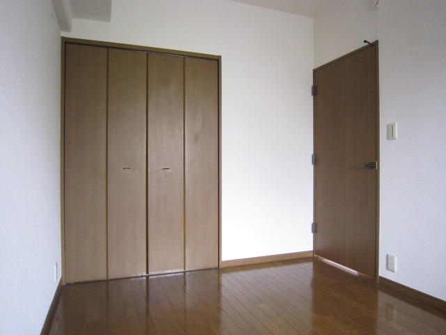 Living and room. Western-style 2