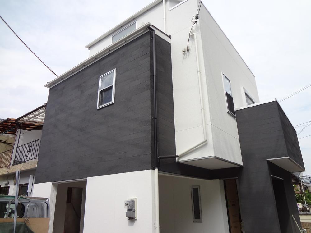 Local appearance photo