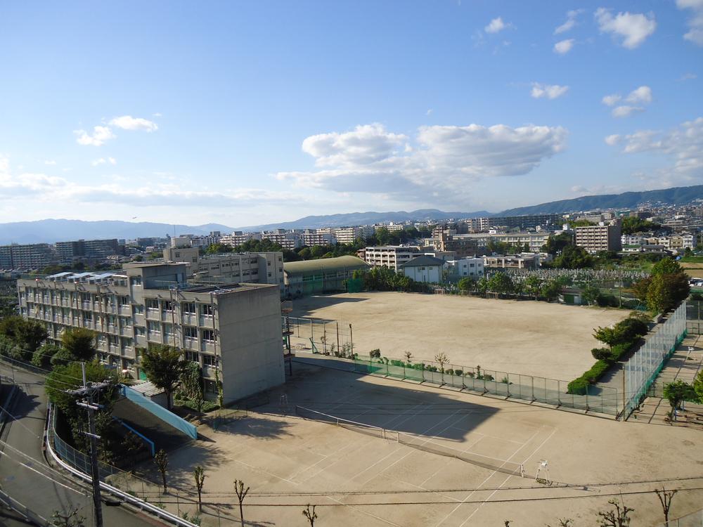 Junior high school. Chapter 17 170m up to junior high school