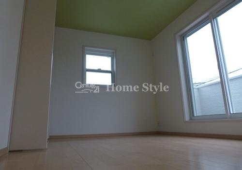 Non-living room. 2F 6 Pledge Western-style