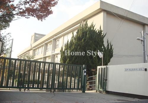 Primary school. Toyonaka Municipal Kumanoda to elementary school 797m