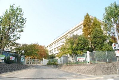 Primary school. Takashi Izumi 150m up to elementary school (elementary school)