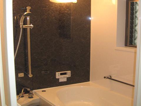 Same specifications photo (bathroom)