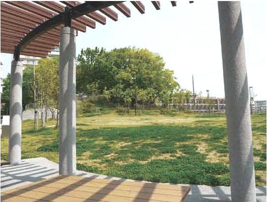 Other Environmental Photo. 70m walk 1 minute to mushroom mountain