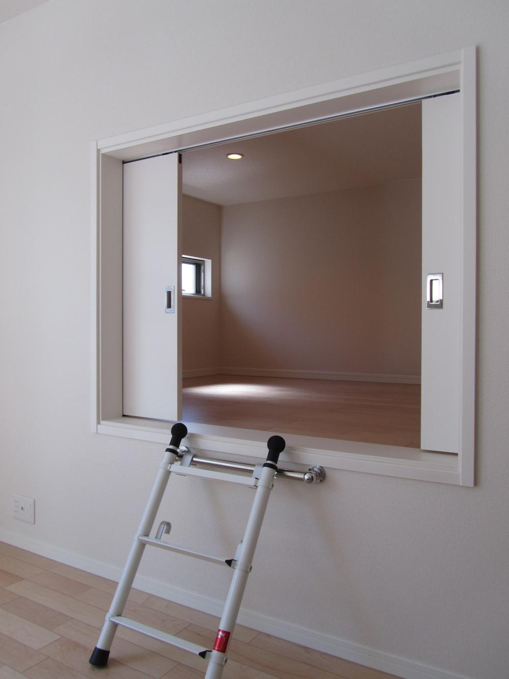 Other introspection.  [6-5 No. land] Easy-to-use height of the loft (about 5.1 Jodai) the two places available (2013 February shooting)