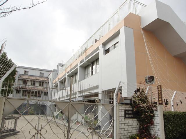 kindergarten ・ Nursery. Toyonaka Aiko to kindergarten 631m