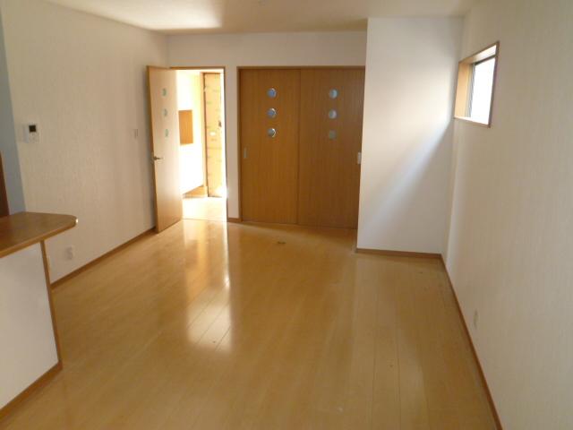 Living. Local (August 2013) Shooting