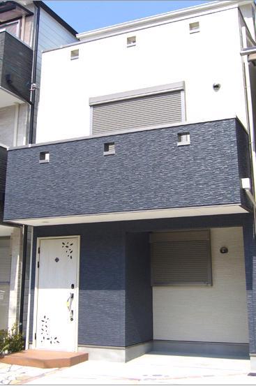 Local appearance photo. Example of construction appearance