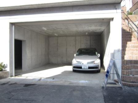 Parking lot. Local (12 May 2013) Shooting