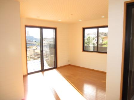 Living. Indoor (12 May 2013) Shooting