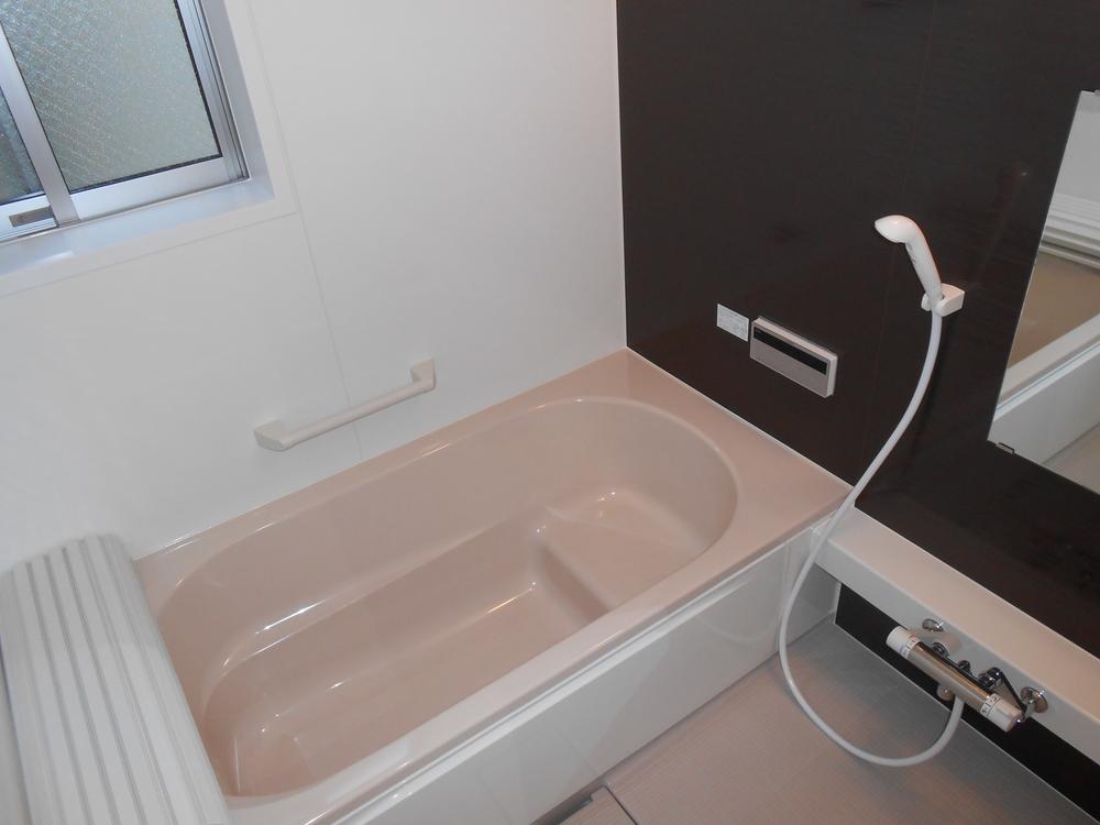 Bathroom. Indoor (12 May 2013) Shooting