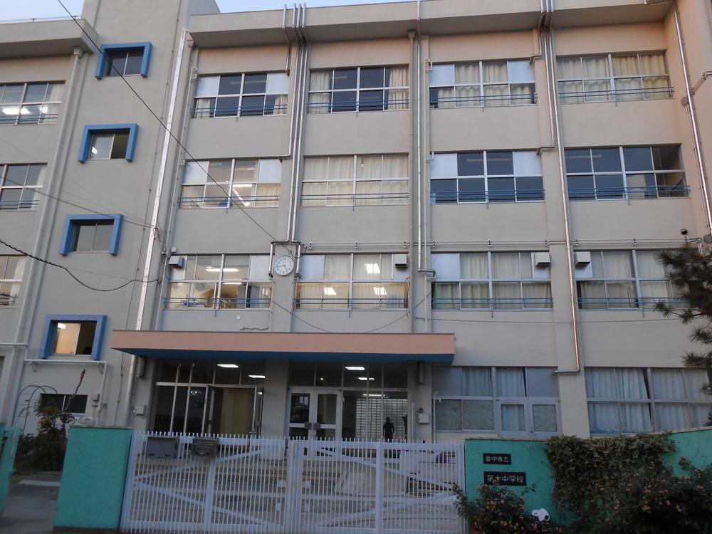 Junior high school. Toyonaka 958m to stand tenth Junior High School