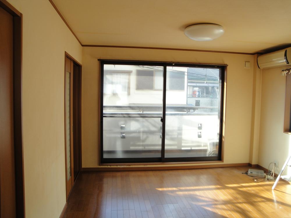 Living. Indoor (10 May 2013) Shooting