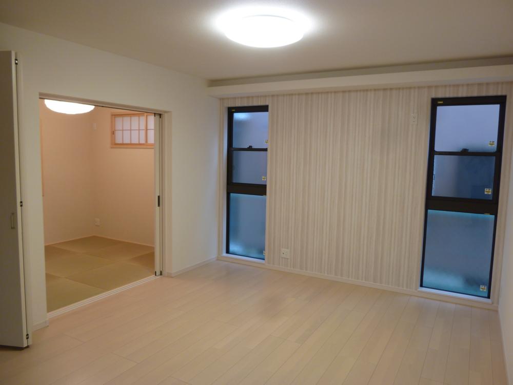 Living. Indoor (10 May 2013) Shooting