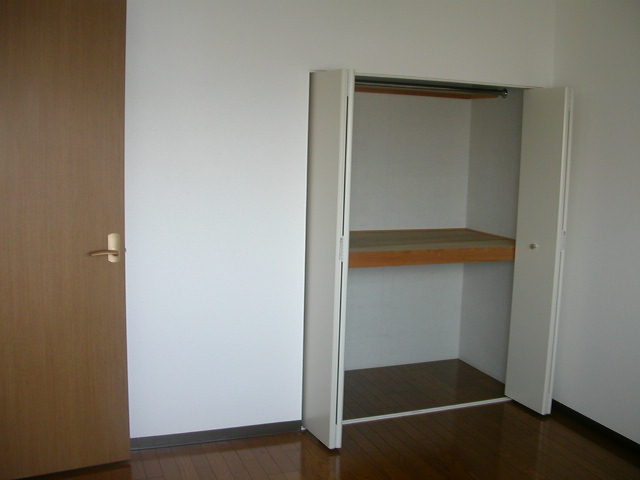 Other room space. Western style room