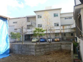 Local appearance photo. Local (November 29, 2013) Shooting For the south side is elementary school, Day, It is good for both ventilation.