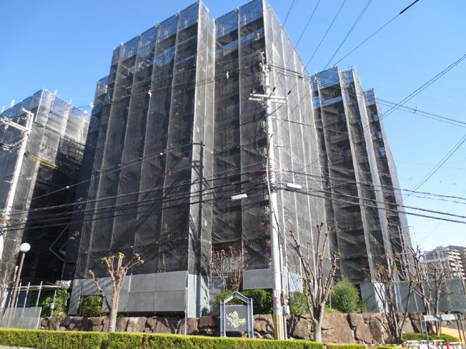 Local appearance photo. Exterior large-scale repairs in