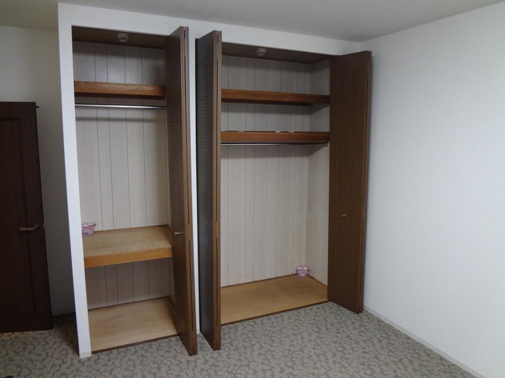 Receipt. The 7 tatami rooms, Since there are two sides of the closet, It can be asked to many storage.