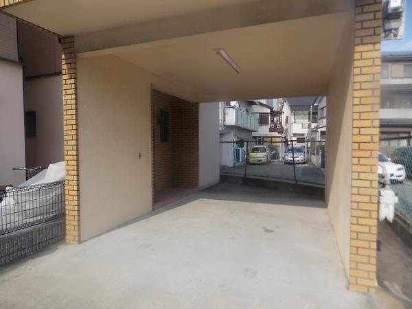 Parking lot. Car-loving dad also glad large car two possible parking