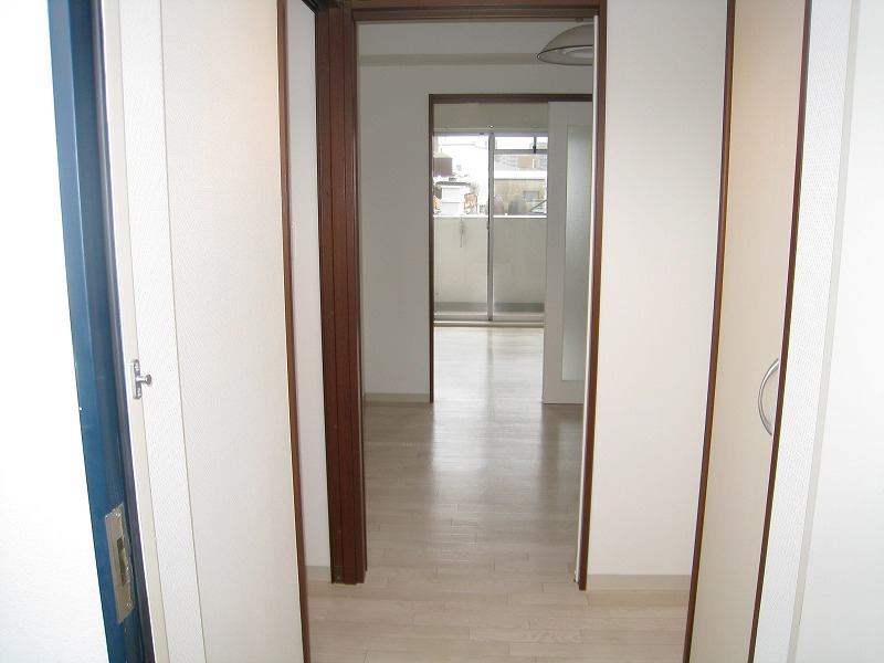 Living and room