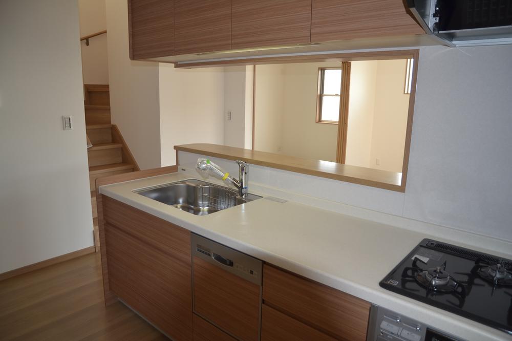 Kitchen. Indoor (July 2013) Shooting