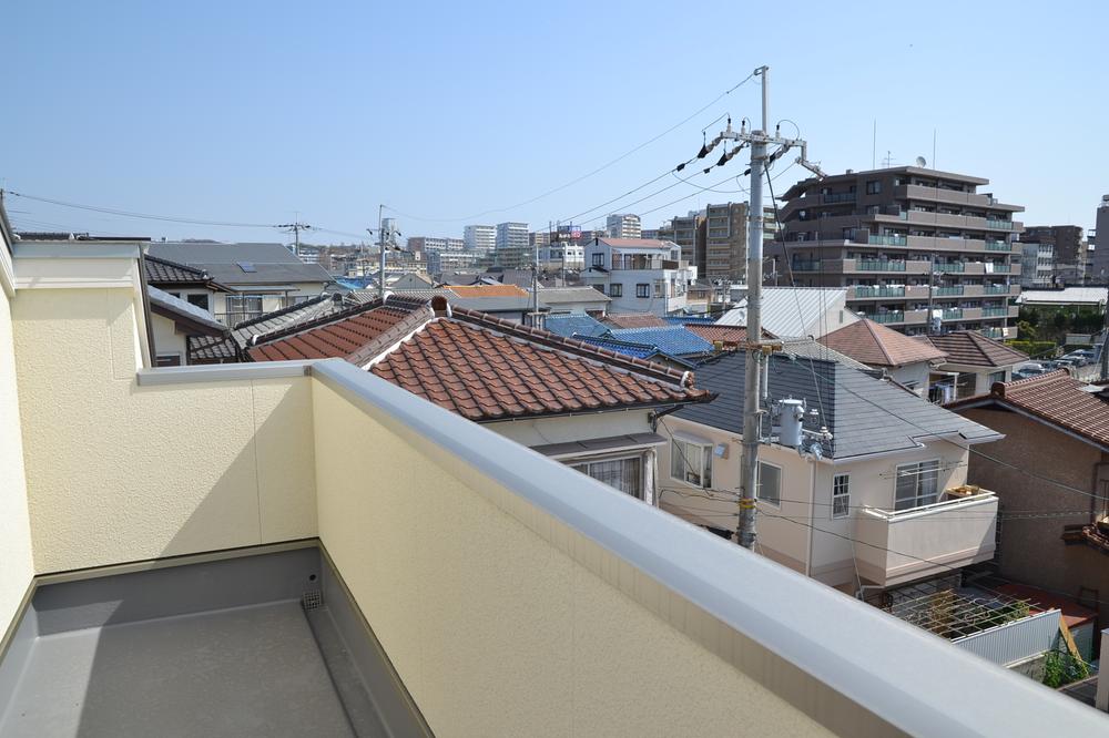 Balcony. Local (July 2013) Shooting