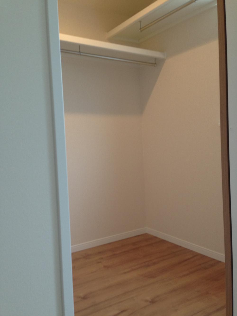 Housework good is good storage! ! The house is Sanwa will stick to store which want to keep always clean.. Housework good is good storage! !