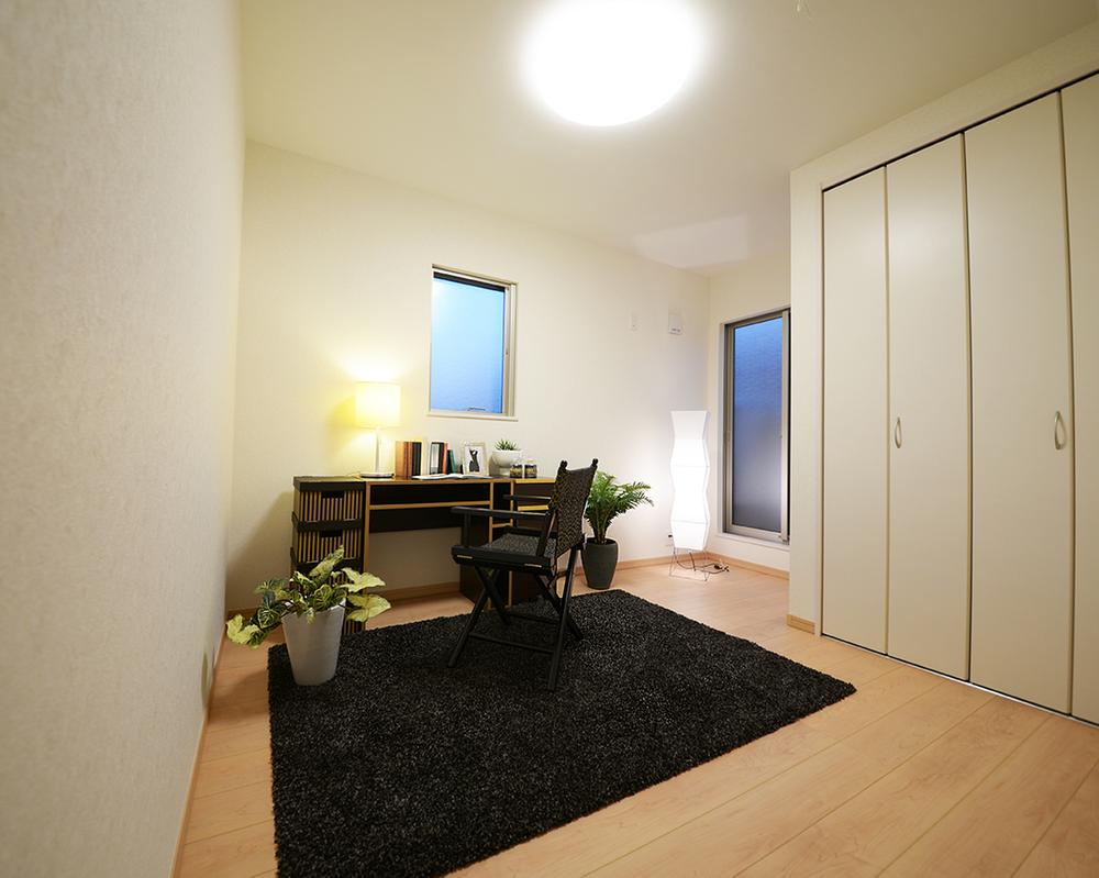 Model house photo. Western-style rooms that can be also utilized as a space of hobby.