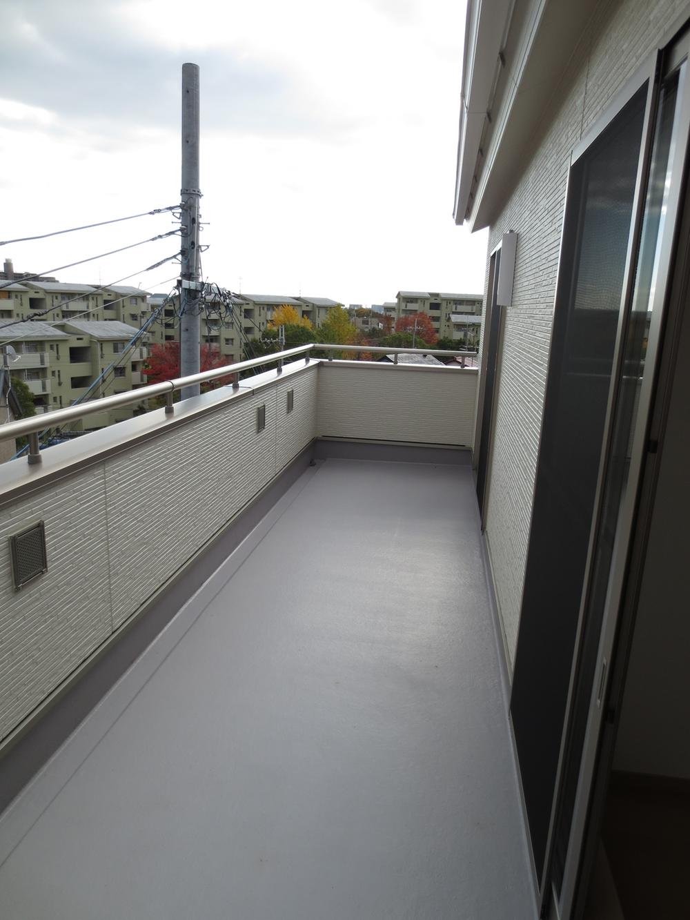 Balcony. Balcony Spacious.