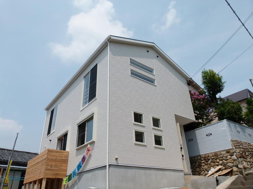 exhibition hall / Showroom. Photos of the model house is.