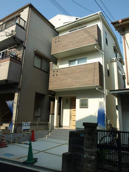 Local appearance photo