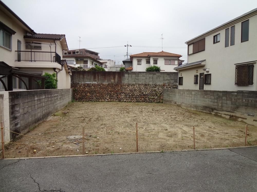 Local appearance photo. Current state is incomplete.