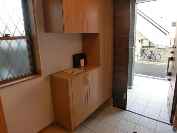 Entrance. Entrance is also wide.