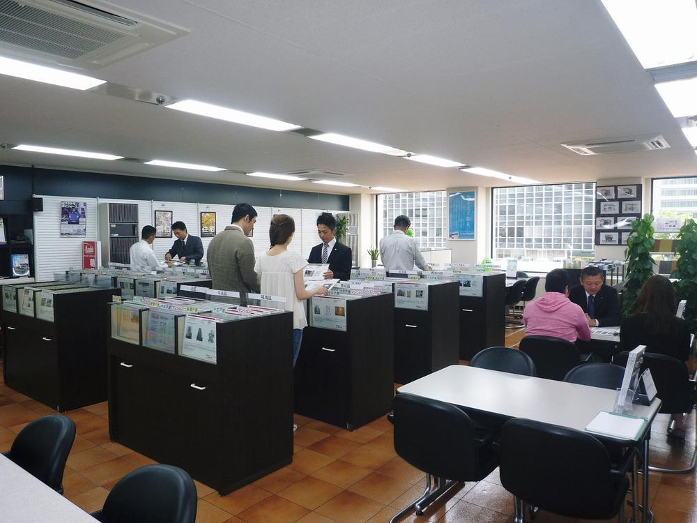 Other. Housing exhibition hall of Asahi housing is Osaka Station third building.