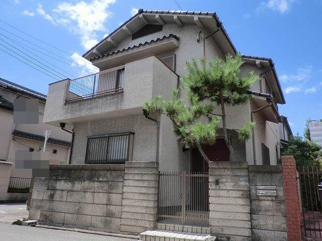 Local appearance photo. Local (08 May 2013) Shooting