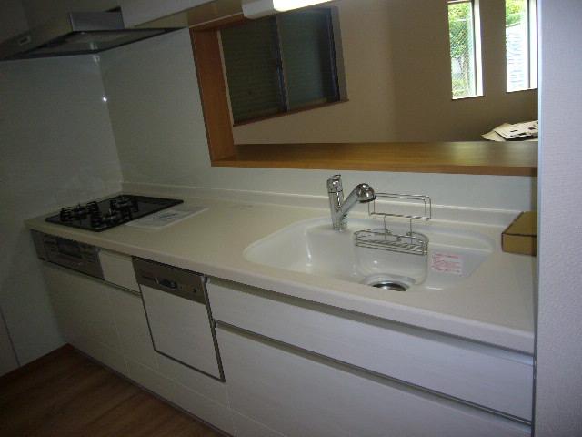 Kitchen. Bright colors of the system kitchen