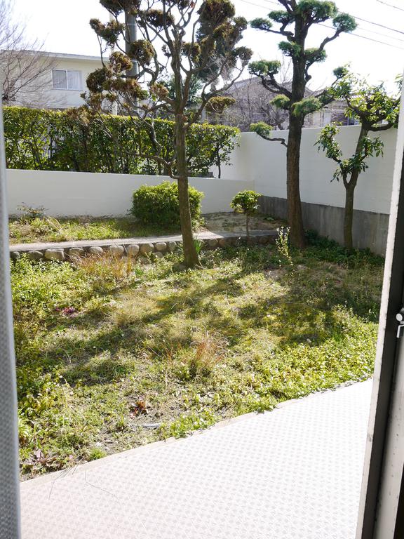 Garden. Pruning is a landlord Mr. burden about twice a year!