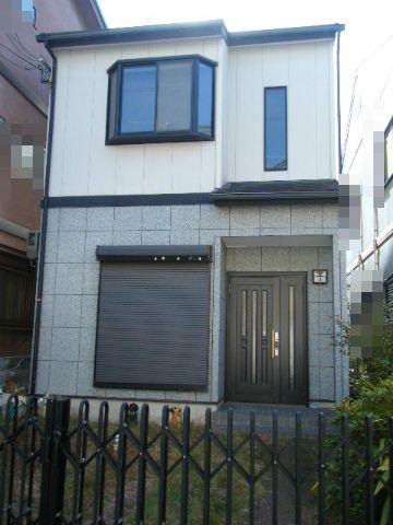 Local appearance photo. Local (12 May 2013) Shooting